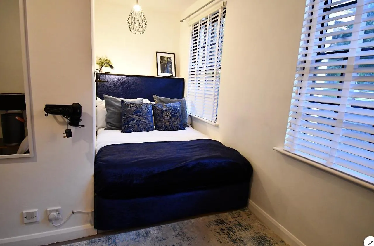 Stunning 2 Bed Apartment, In The Heart Of Exeter!