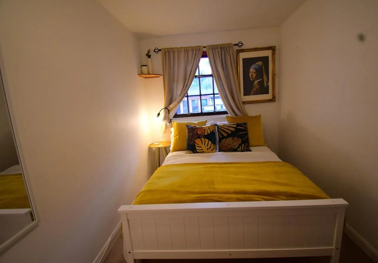 Stunning 2 Bed Apartment, In The Heart Of Exeter! United Kingdom