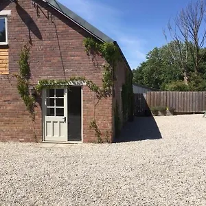 Apartment The Old Shippen, Drewsteignton, Exeter